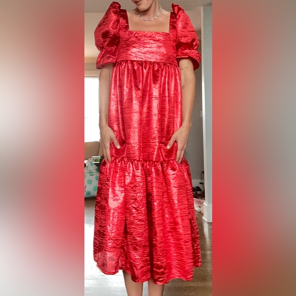 Red Metallic Lamé Dress - Picture 2 of 5